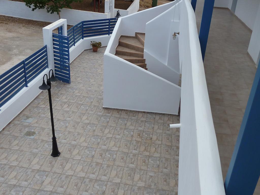 Dedes Apartments Skála Exterior foto